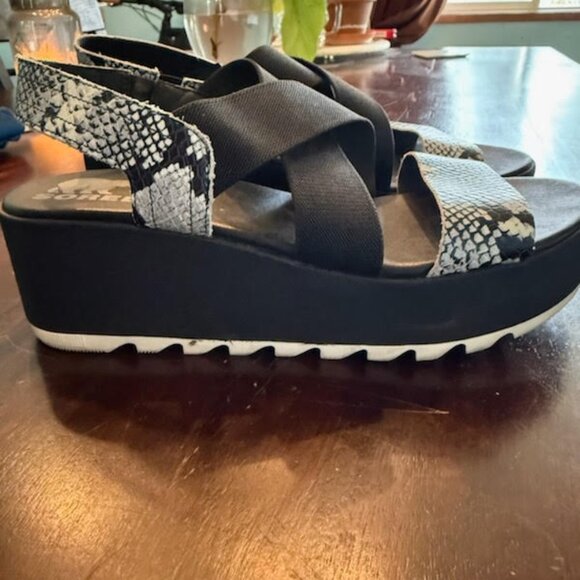 Sorel Women's Cameron Flatform Slingback Sandal - Black, Snake 9 - Picture 4 of 5